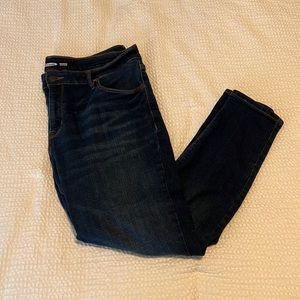 Old Navy Rockstar Super Skinny Jean 14 Short